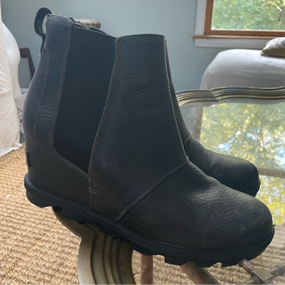 Sorel Joan of Arctic Wedge Chelsea pull on boot 9.5 - Picture 2 of 10